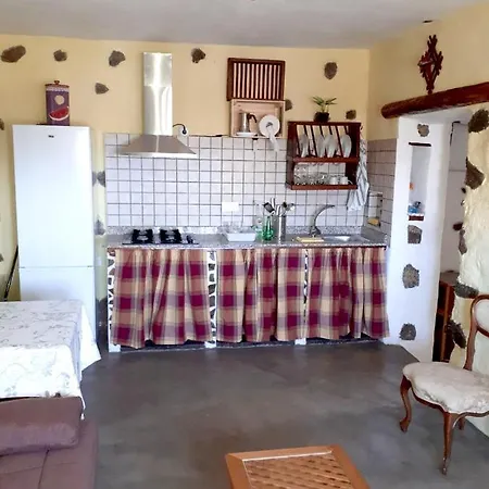 House With 2 Bedrooms In Mancha Blanca With Wonderful Mountain View Furnished Terrace And Wifi 5 Km From The Beach Tinguaton
