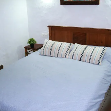 House With 2 Bedrooms In Mancha Blanca With Wonderful Mountain View Furnished Terrace And Wifi 5 Km From The Beach