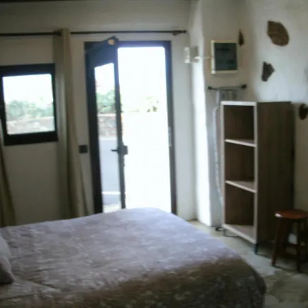 House With 2 Bedrooms In Mancha Blanca With Wonderful Mountain View Furnished Terrace And Wifi 5 Km From The Beach *