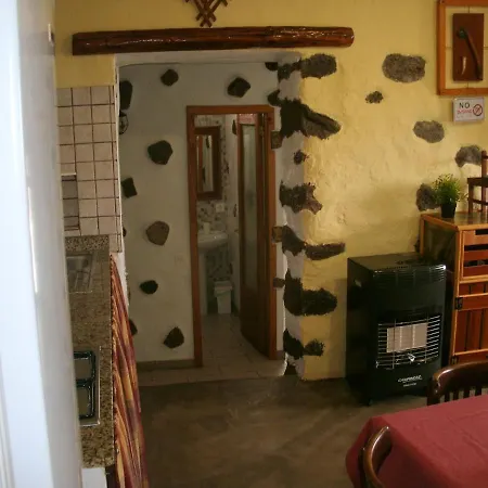 House With 2 Bedrooms In Mancha Blanca With Wonderful Mountain View Furnished Terrace And Wifi 5 Km From The Beach Tinguaton